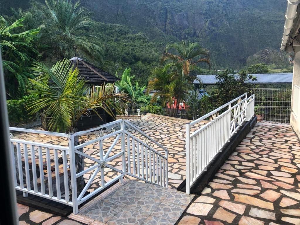 La Villa Du Sculpteur Palmiste Rouge Cilaos, Maison Entiere Екстериор снимка